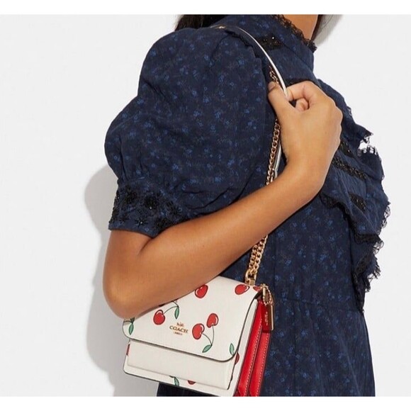 Coach Mini Klare crossbody bag with heart cherry print and keychain - Picture 6 of 11